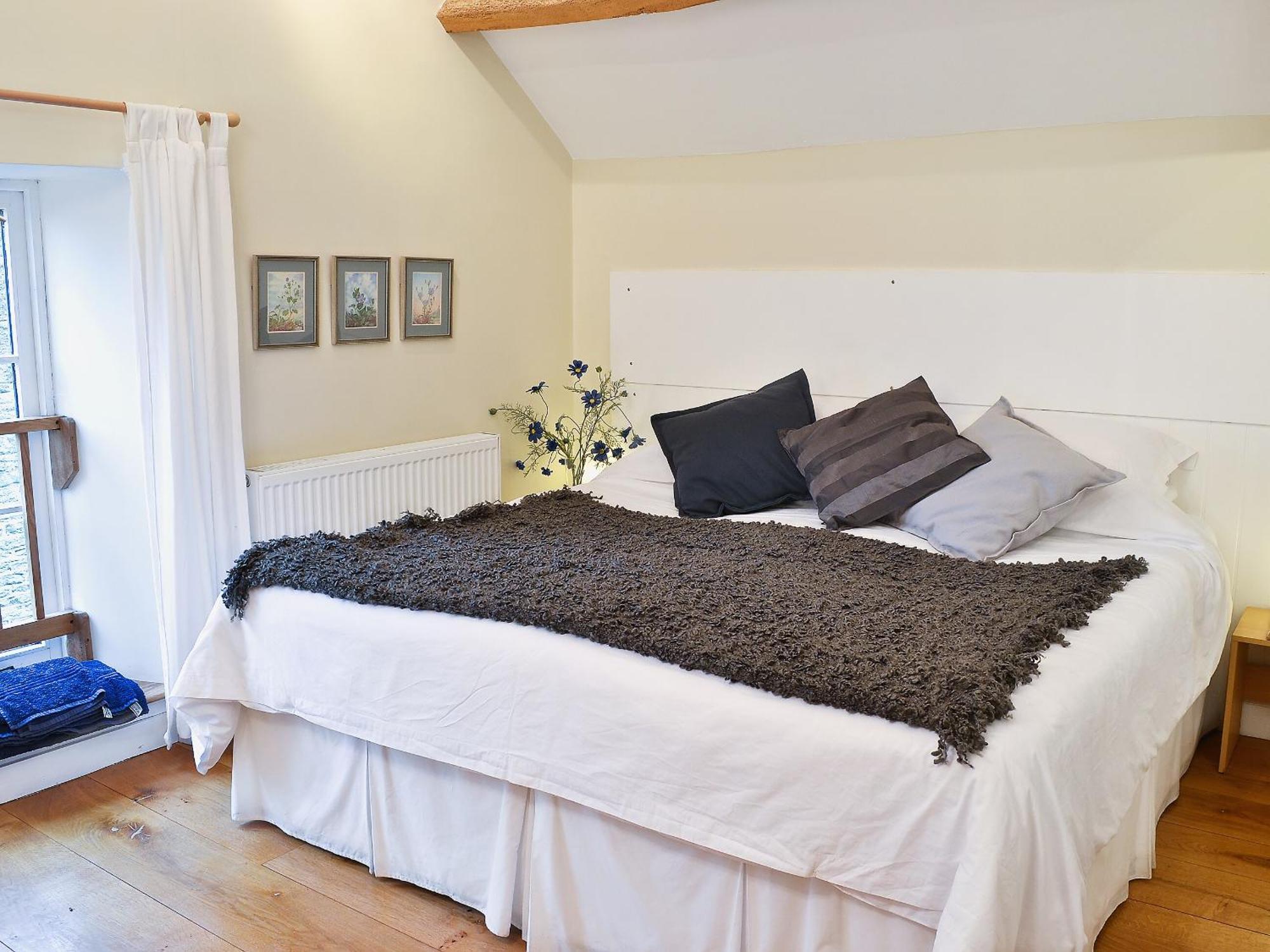 Shaplands Barn Villa Cold Ashton Ngoại thất bức ảnh